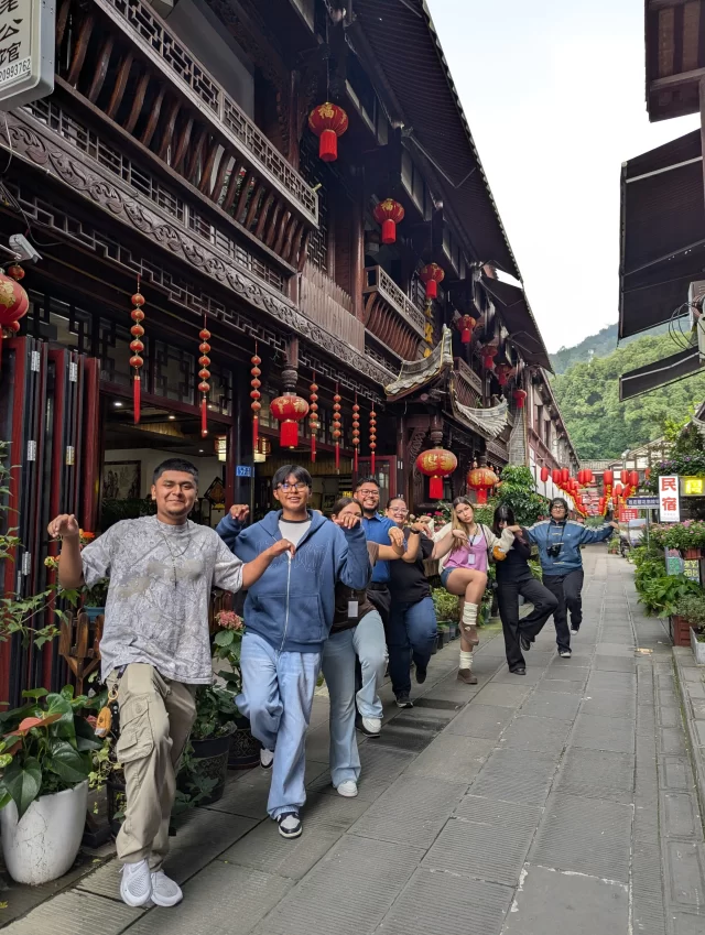 📍Exploring the beautiful city of Chengdu📍

 #pathwaystravel #china #education #students #travel